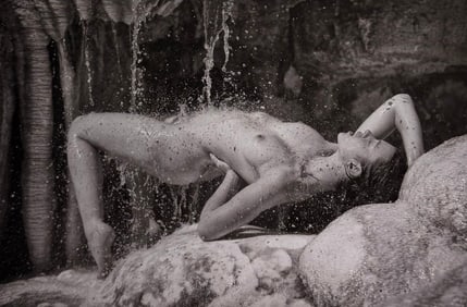 Fabien Queloz, Best nude contemporary, 2019