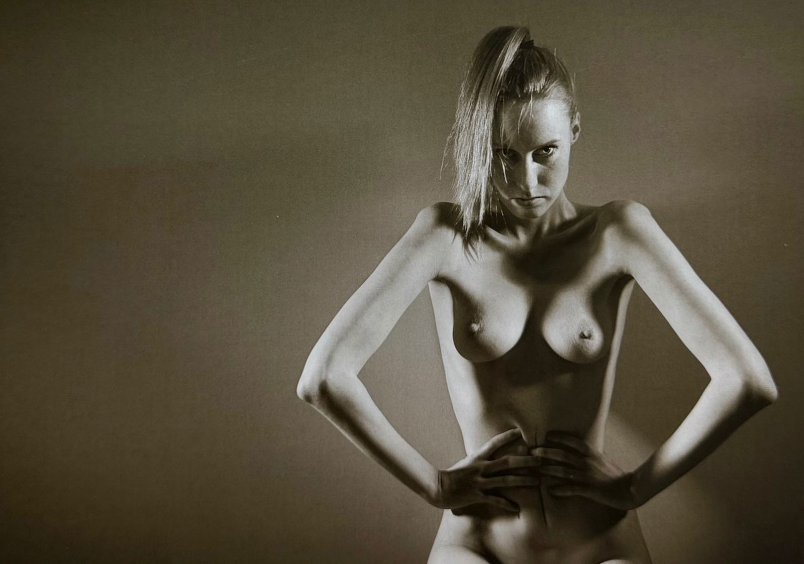 Jhon Tisbury, Best nude contemporary, 2019 (1 of 1)