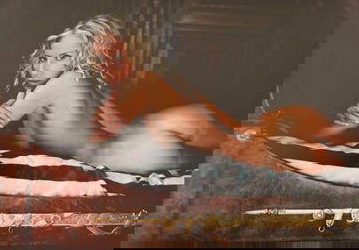 Best nude contemporary Photography, 2019