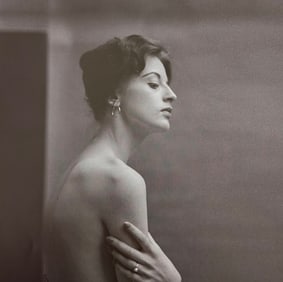 Best nude contemporary Photography, 2019