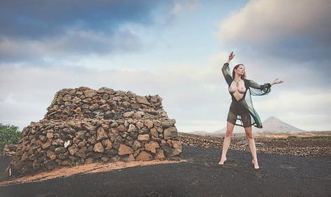 Stefan Soell 'Volcanic Girls' 2025