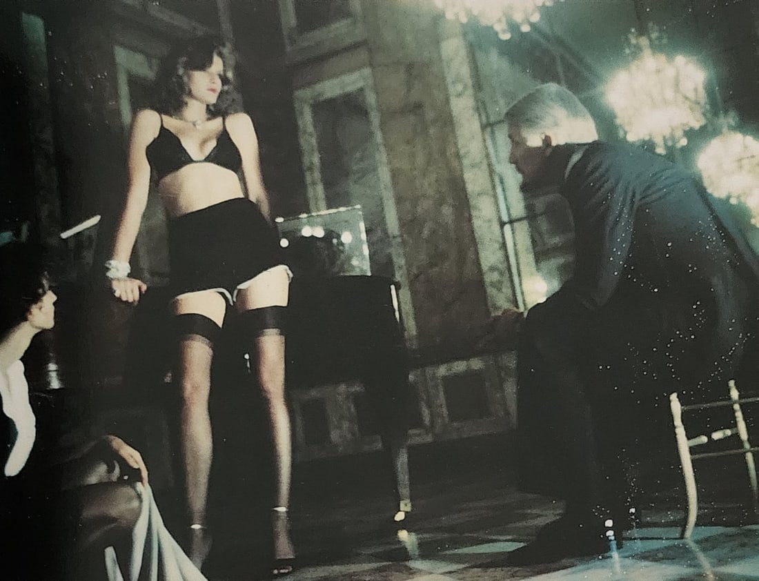 Helmut Newton Pola Woman 1995: Photographer: Helmut Newton Title/Subject: Woman Date Of Negative: 1971 - 1991 Type Of Print: Authentic Sheet Fed Photogravure/Heliogravure. Date Of Print: 1995 Paper: Medium weight, satin/matte finis