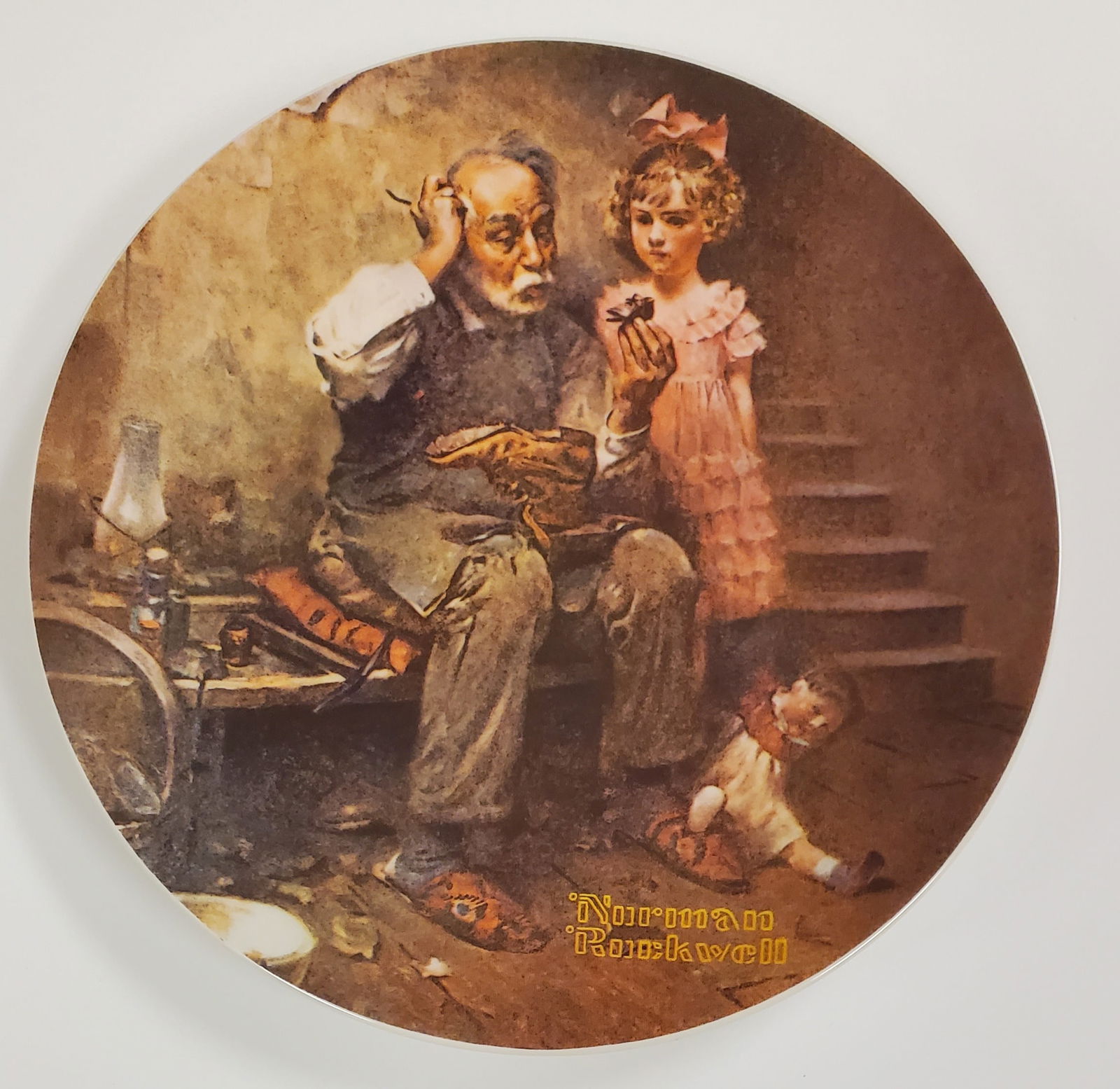 Norman Rockwell The Cobbler 1988 Vintage Collectors Plate: Norman Rockwell The Cobbler 1988 Vintage Collectors Plate Comes With COA from Edwin M Kowles China Company In Excellent Condition