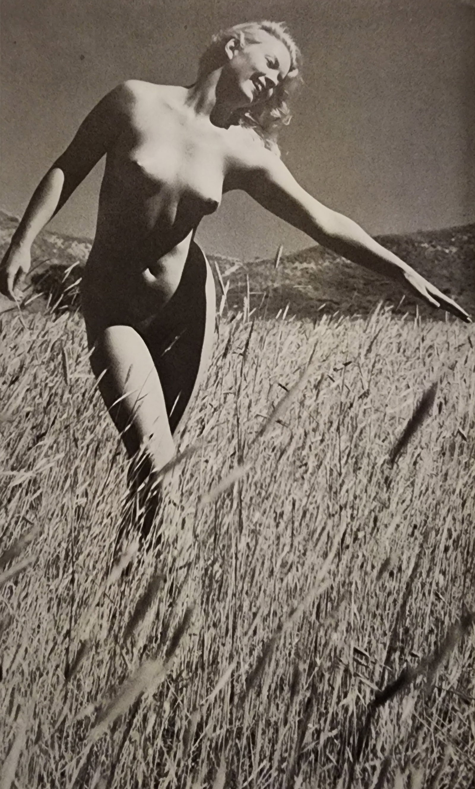 Andre de Dienes, Sun-Warmed Nudes - 1965: Artist/Photographer: Andre de Dienes Title/Subject: Sun Warmed Nudes 1965 Type Of Print: Authentic Sheet Fed Photogravure/Heliogravure. Paper: Medium weight, satin/matte finish. Print Origin:USA Appro