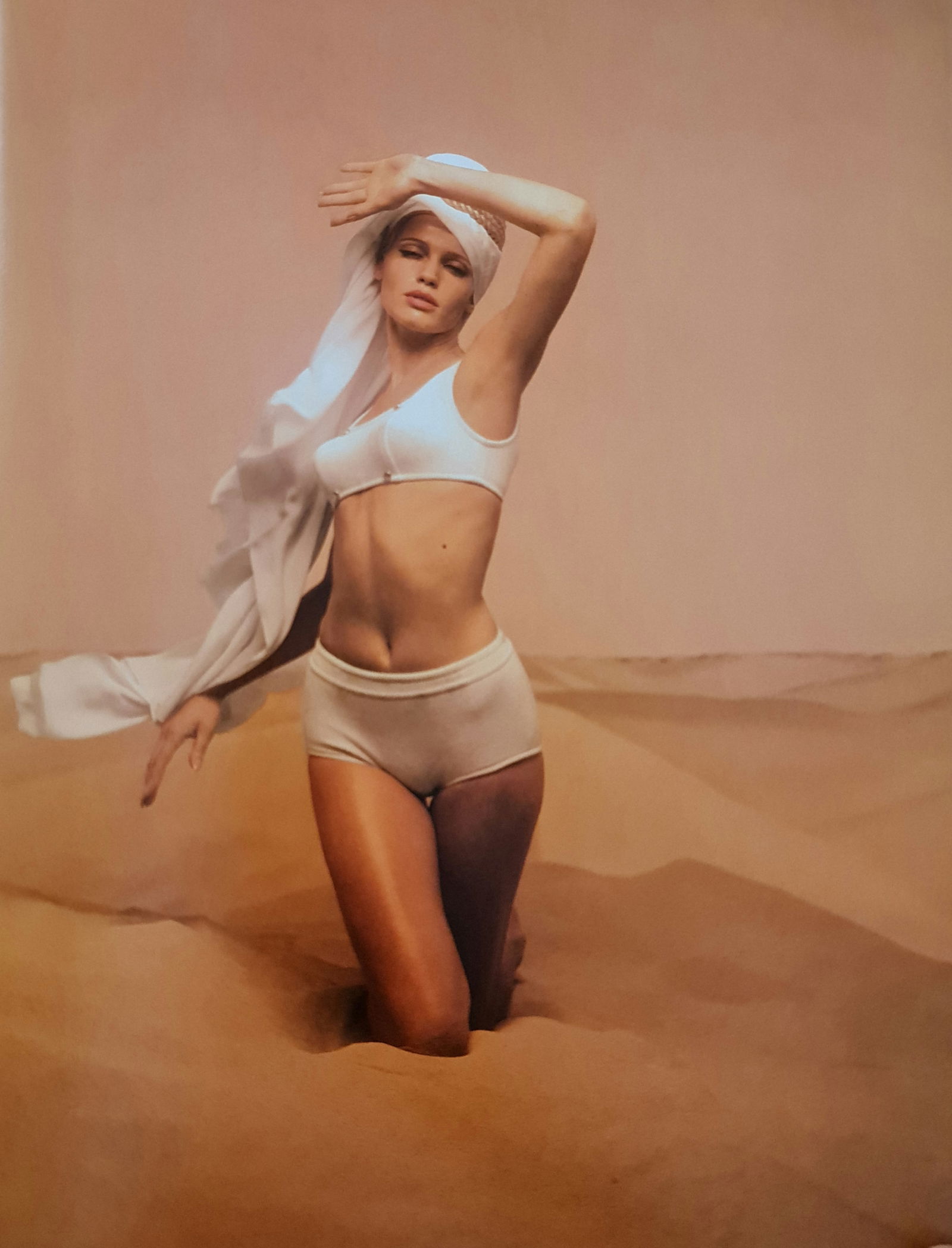 Melvin Sokolsky - Fashion, 2000 (1 of 1)