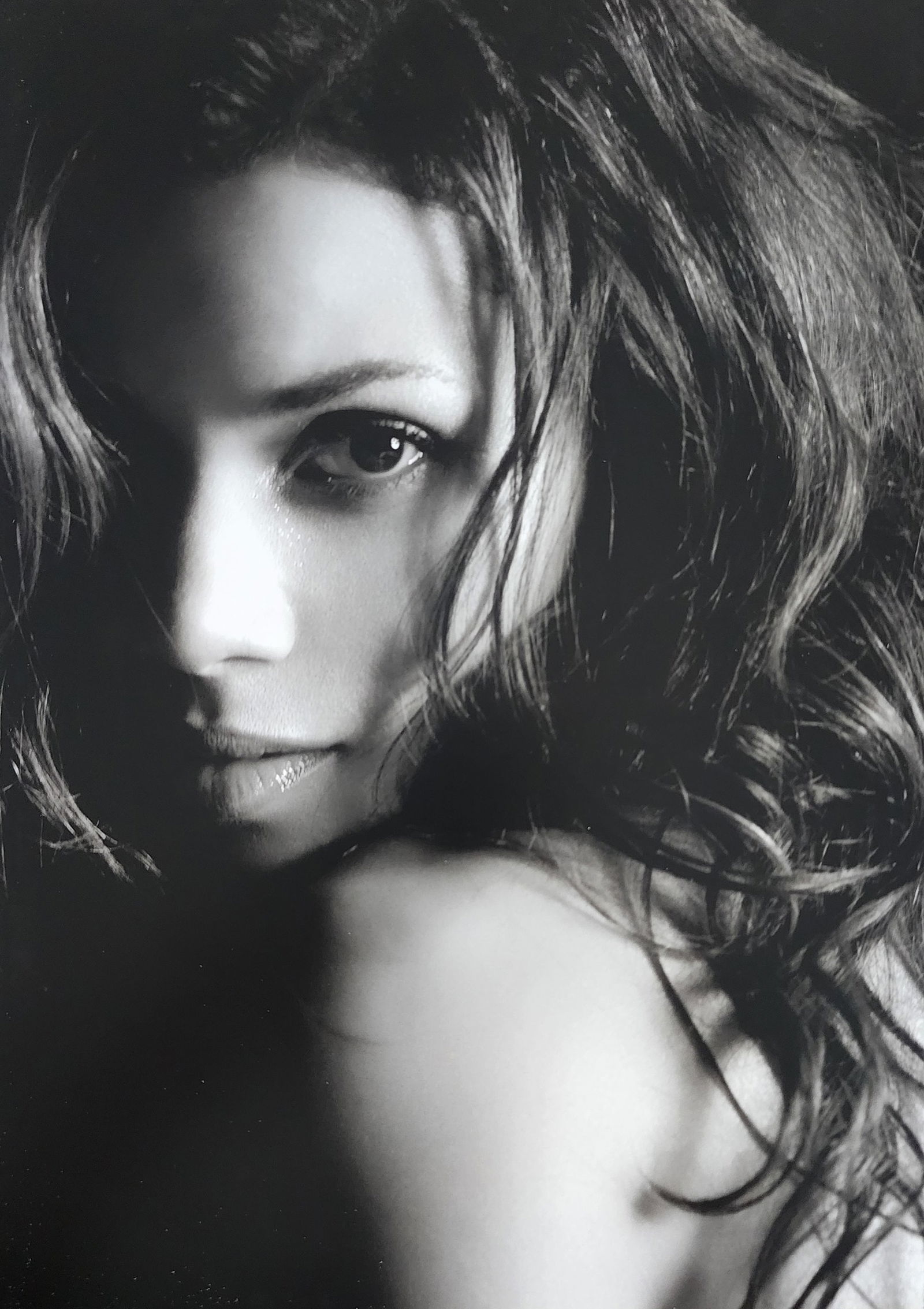 Russell James, Stunning, 2009 (1 of 1)