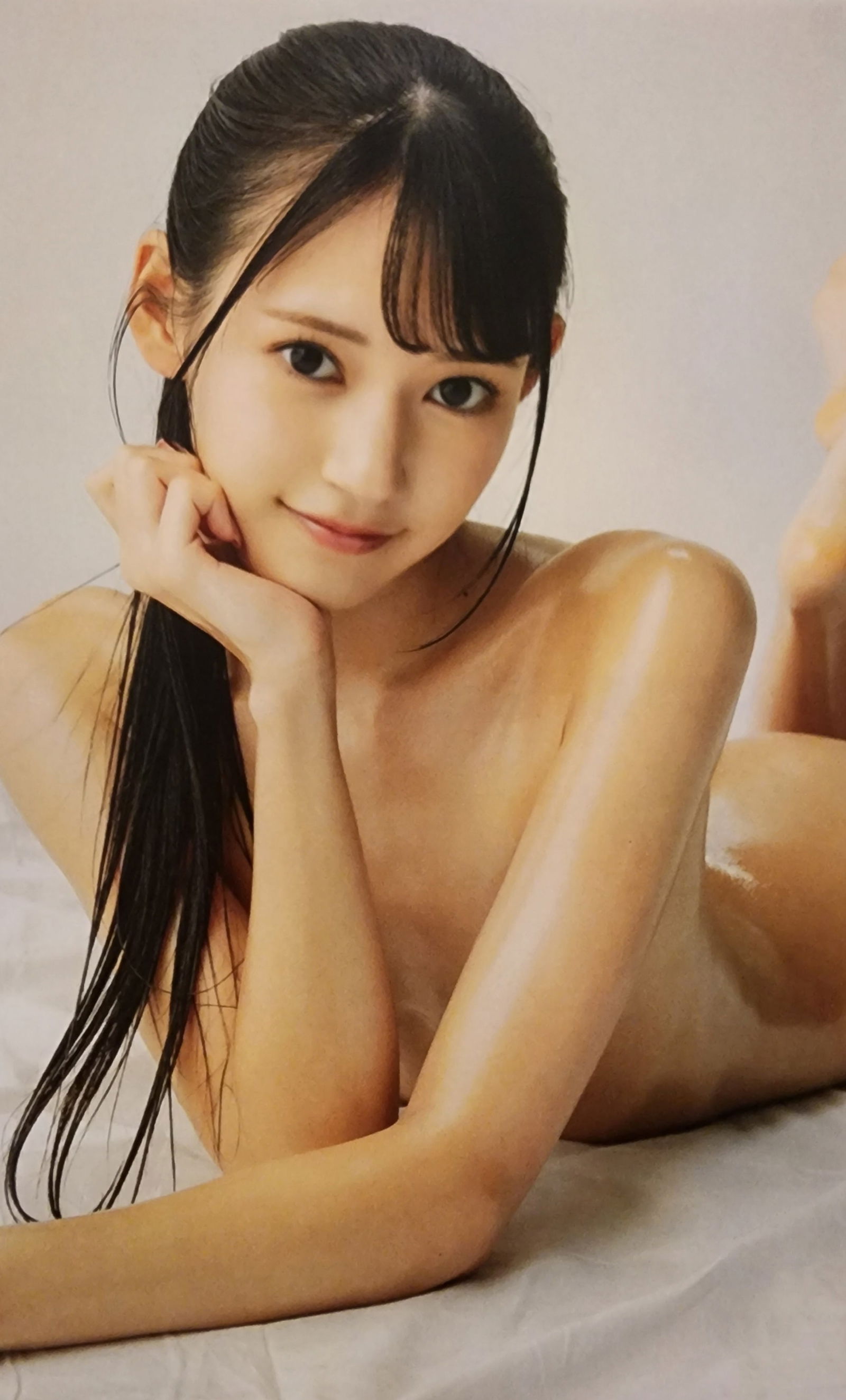 Hono Wakamiya, Oily Pose Book, 2022: Artist/Photographer: Hono wakamiya Title/Subject: Oily Pose Book, 2022 Condition: Extra Fine - Excellent Type Of Print: Authentic Sheet Fed Photogravure/Heliogravure Paper: Medium weight, satin/matte