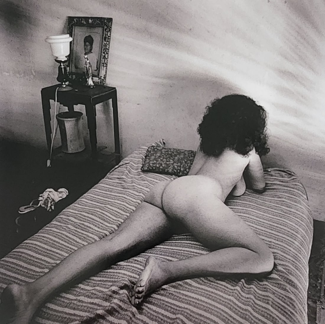 Alina Reyes, Nudes Female Model - 2005: Artist/Photographer: Alina Reyes Title/Subject: Nudes Female Model Type Of Print: Authentic Sheet Fed Photogravure/Heliogravure. Date Of Print: 2005 Paper: Medium weight, satin/matte finish. Print Ori