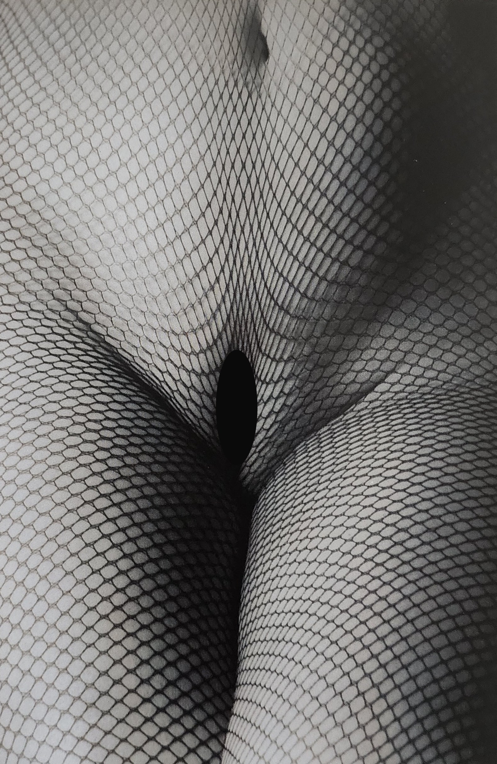 Erotique Masterpiece, 1998: Artist/Photographer: Man Ray, Marconi, Agelou, Y. Park, E. Weston, G. Riebicke, R. Koppitz, Manasse, H.P. Horst, N. Parkinson, Bill Brandt..... Title/Subject: Erotique Masterpiece Type Of Print: Authe