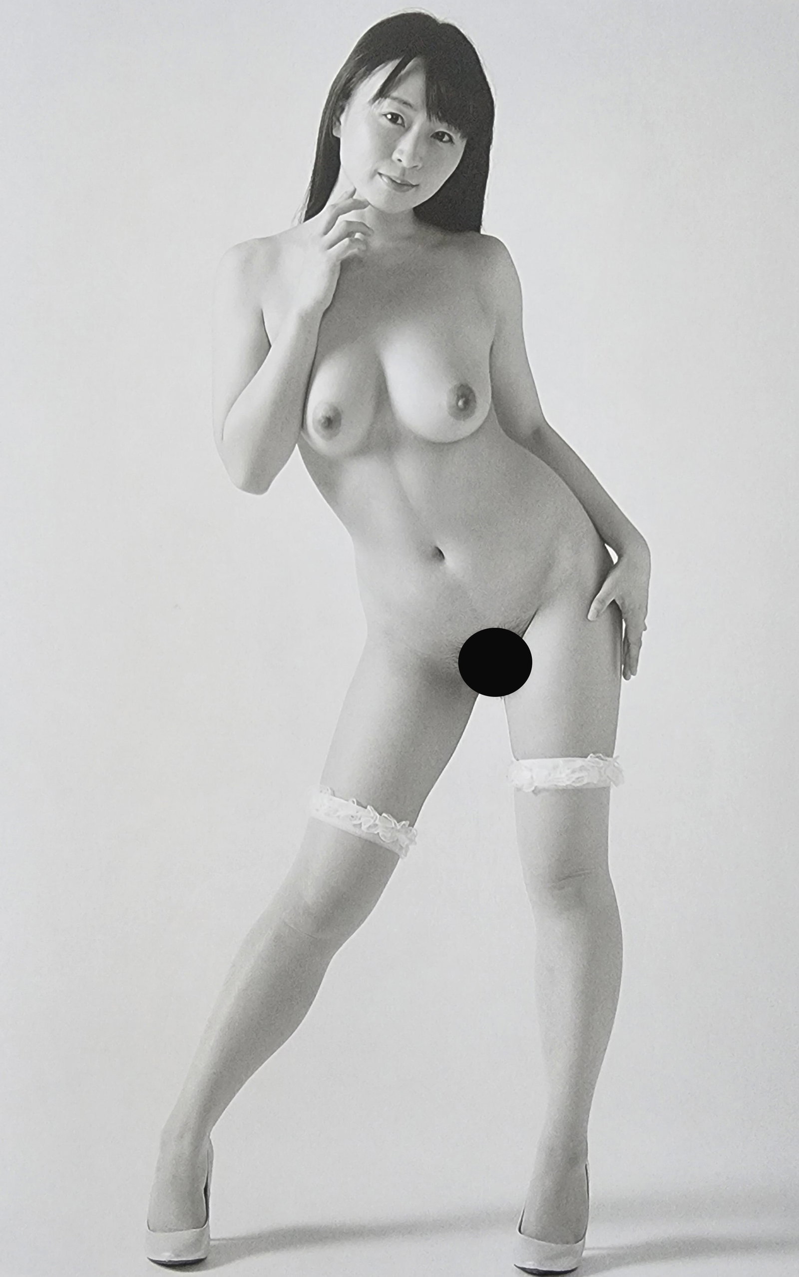 Akira Hasegawa, Visual nude pose - 2018: Artist/Photographer: Akira Hasegawa Title/Subject: Visual nude pose Type Of Print: Authentic Sheet Fed Photogravure/Heliogravure. Date Of Print: 2018 Paper: Medium weight, satin/matte finish. Print Or