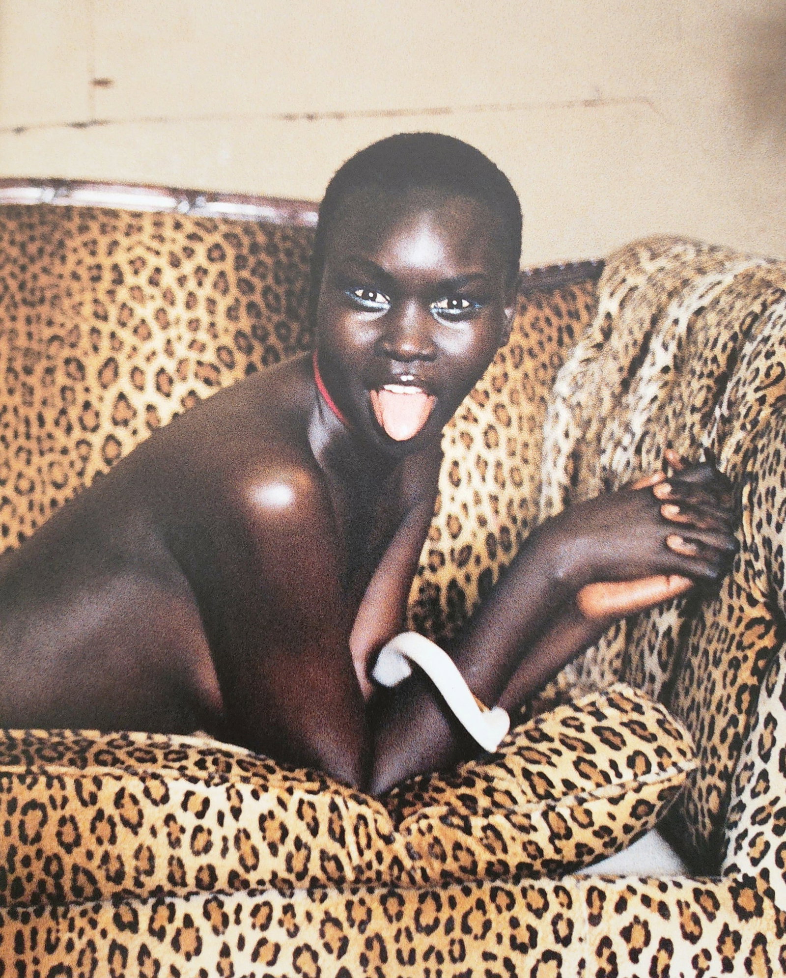 Ellen von Unwerth – Ellen’s Girls 2002: Photographer: Ellen von Unwerth Title/Subject: Ellen’s Girls Type Of Print: Authentic Sheet Fed Photogravure/Heliogravure. Date Of Print: 2002 Paper: Medium weight, satin/matte finish. Print Origin:
