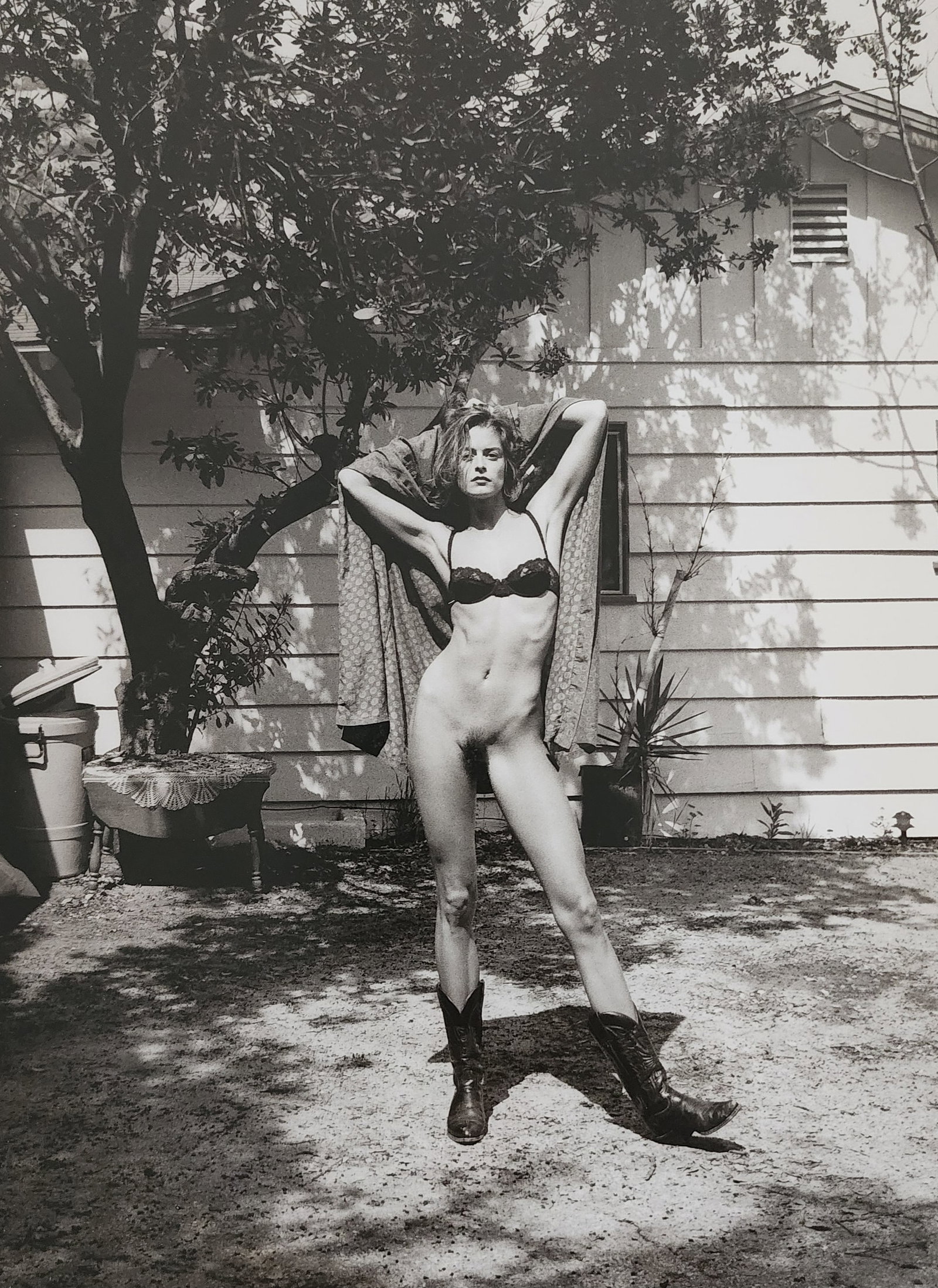 Helmut Newton 'Nude 1977 - 2002: Photographer: Helmut Newton Title/Subject: Nude Date Of Negative: 1997 - 2002 Type Of Print: Authentic Sheet Fed Photogravure/Heliogravure. Date Of Print: 2004 Paper: Medium weight, satin/matte finish