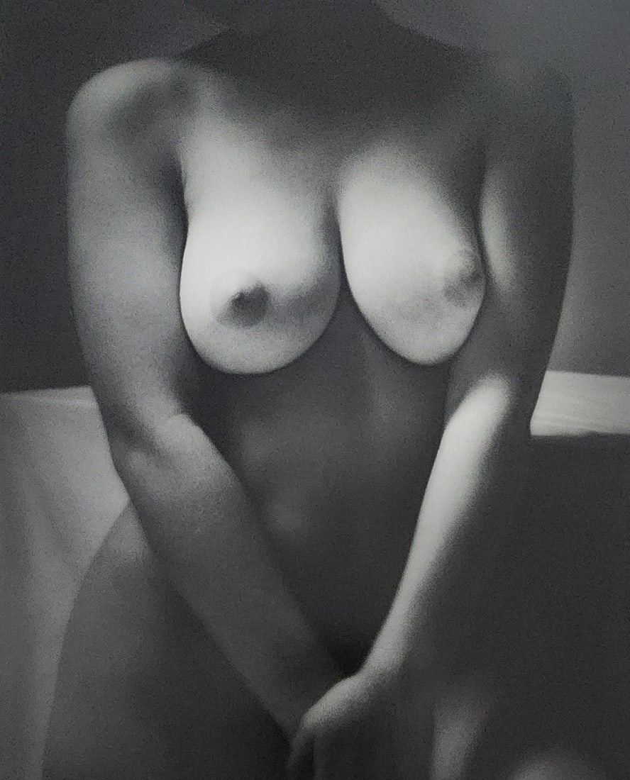 Andre de Dienes - Nude Studies 2005: Artist/Photographer: Andre de Dienes Title/Subject: Nude Studies Type Of Print: Authentic Sheet Fed Photogravure/Heliogravure. Date Of Print: 2005 Paper: Medium weight, satin/matte finish. Print Origi
