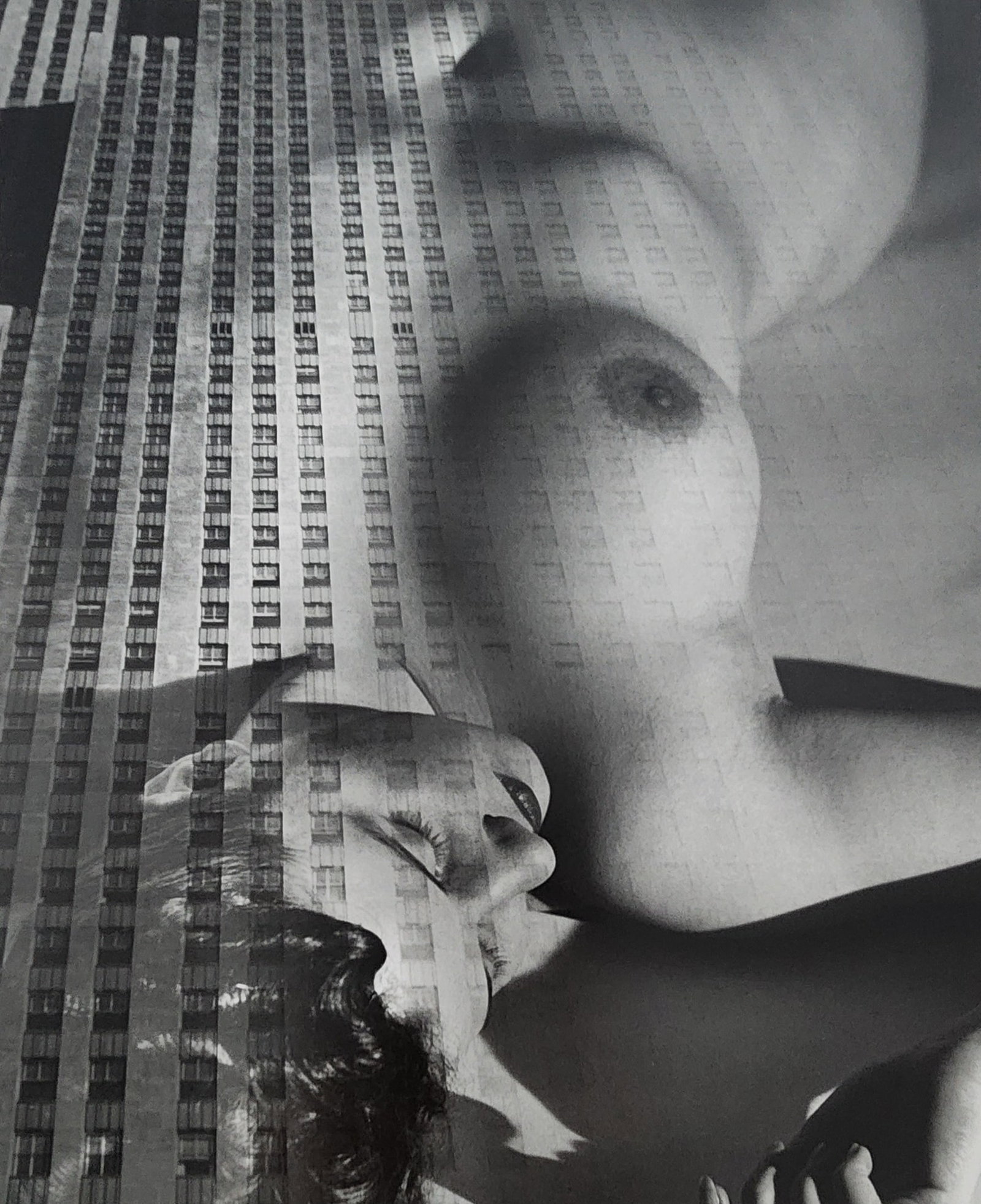 Andre de Dienes - Nude Studies 2005: Artist/Photographer: Andre de Dienes Title/Subject: Nude Studies Type Of Print: Authentic Sheet Fed Photogravure/Heliogravure. Date Of Print: 2005 Paper: Medium weight, satin/matte finish. Print Origi