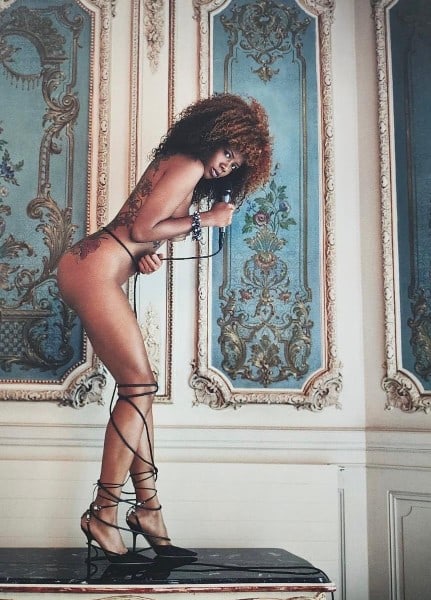 Celebrities Boudoir, 2005: Model's: Heidi Klum, Yasmin Le Bon, Elle MaCpherson, Kate Moss, Tatjana Patitz, Mimi Rogers, Emanuelle Seigner, Veronica Webb, Serena Williams Title/Subject: Celebrities Boudoir Type Of Print: Authent
