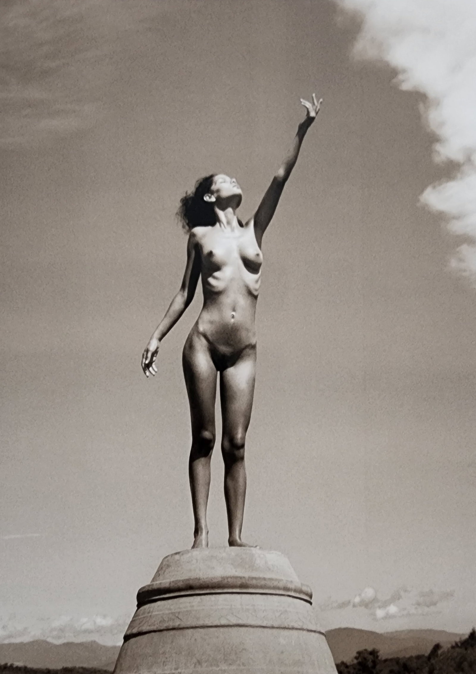 Petter Hegre 'Tuscany Nudes' (2009): Photographer: Petter Hegre Title/Subject: Tuscany Nudes Type Of Print: Authentic Sheet Fed Photogravure/Heliogravure. Date Of Print: 2009 Paper: Medium weight, satin/matte finish. Print Origin: Italy 