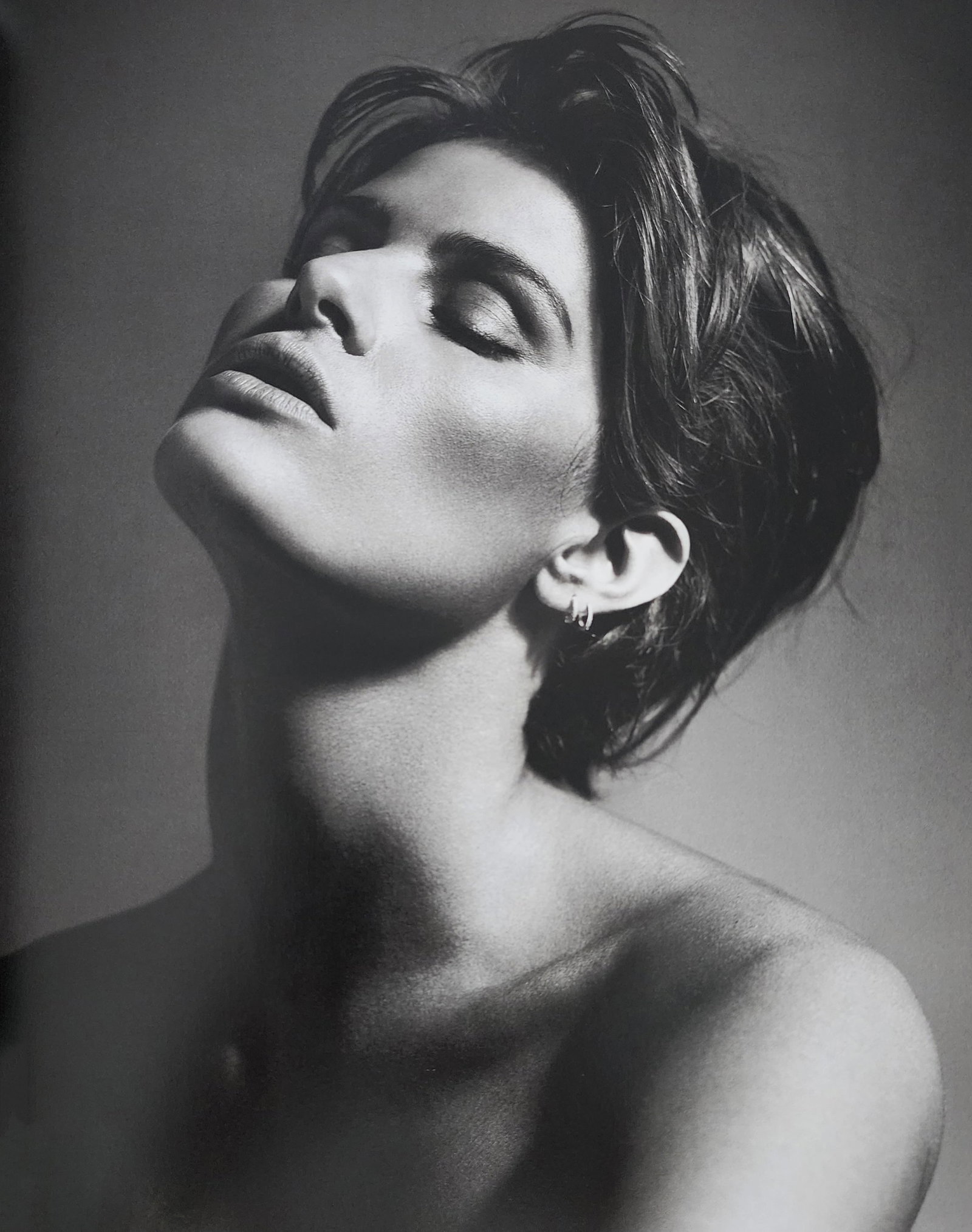 Vincent Peters 'Beautiful Woman' 2016: Photographer: Vincent Peters Title/Subject: Beautiful Woman Type Of Print: Authentic Sheet Fed Photogravure/Heliogravure. Date Of Print: 2016 Paper: Medium weight, satin/matte finish. Print Origin: It