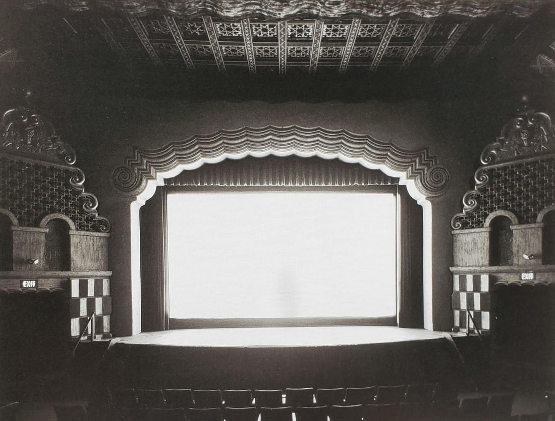 Hiroshi Sugimoto (1976), Alive (1 of 1)