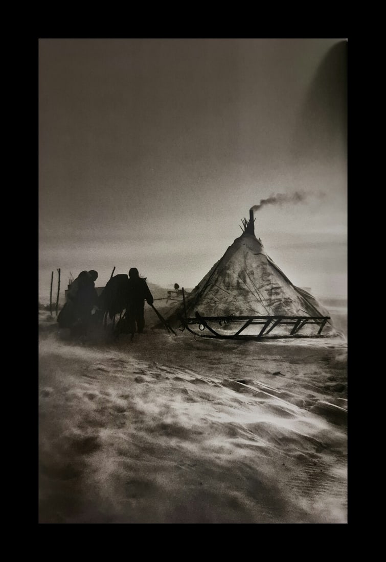 Sebastiao Salgado, Nenet people, Siberia, Russia, 2011 (1 of 1)