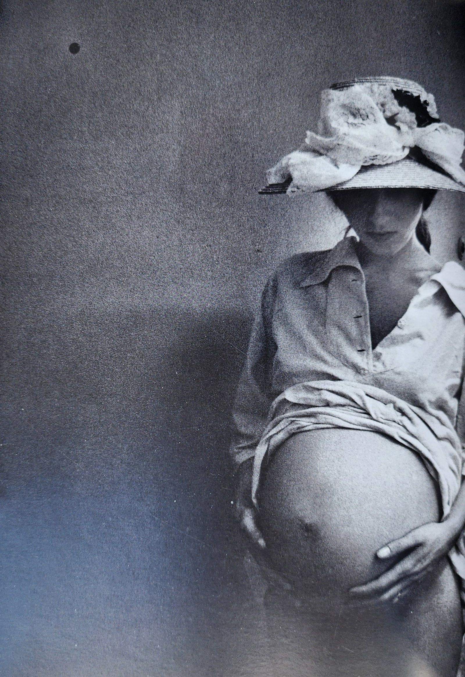 Jan Saudek, Erotic nude - 1998: Photographer: Jan Saudek is an art photographer and painter. Saudek's art work represents a unique technique combining photography and painting. In his country of origin, Czechoslovakia, Saudek was co