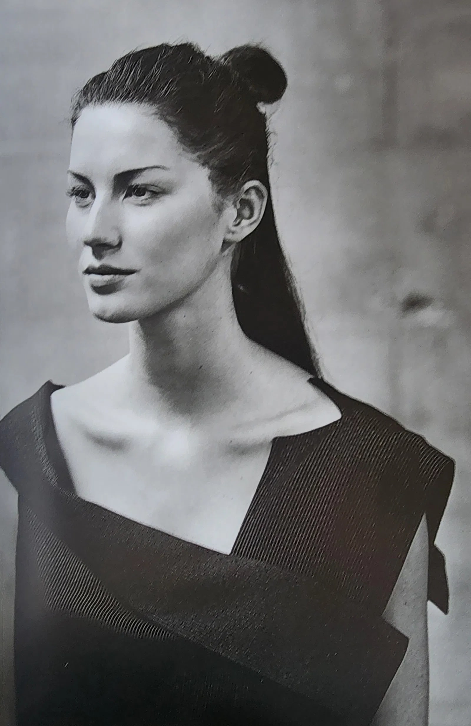 Gisele Bundchen, 2023: Title/Subject: Gisele Bundchen Type Of Print: Authentic Sheet Fed Photogravure/Offset print Date Of Print: 2023 Paper: Medium weight, satin/matte finish Approximate Image Size: 13 x 9 inches Matted Si