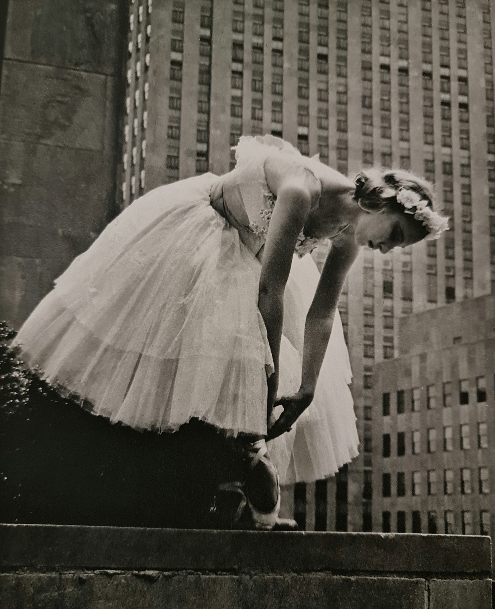 Andre Kertesz, Dancer, New York, 1937 (1 of 1)