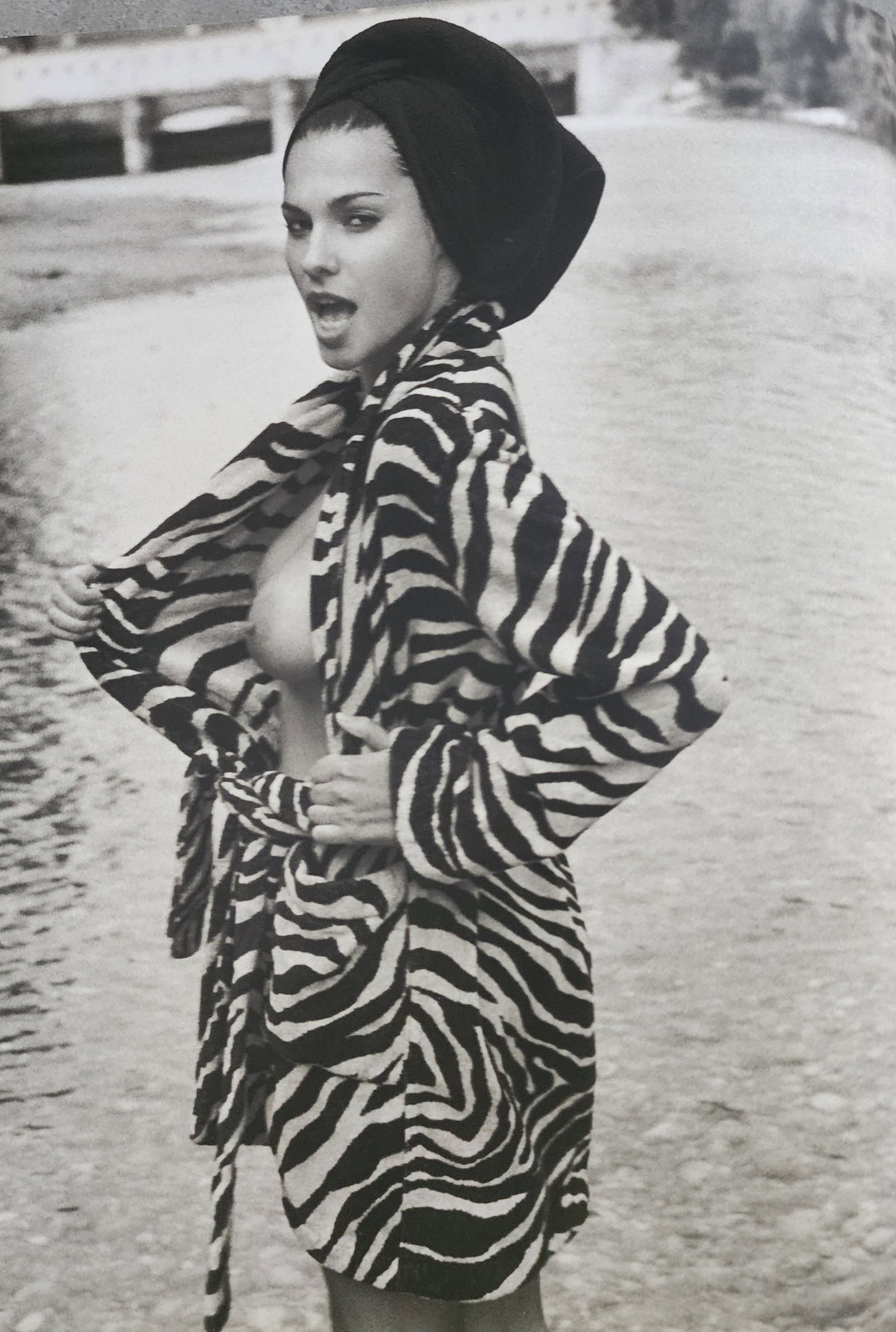 Stefan May 'Woman only' 2009: Photographer: Stefan May is steadily commissioned by magazines such as Cosmopolitan, Elle, Max and Amica, and also works for major advertising clients. Other teNeues volumes featuring his photography 