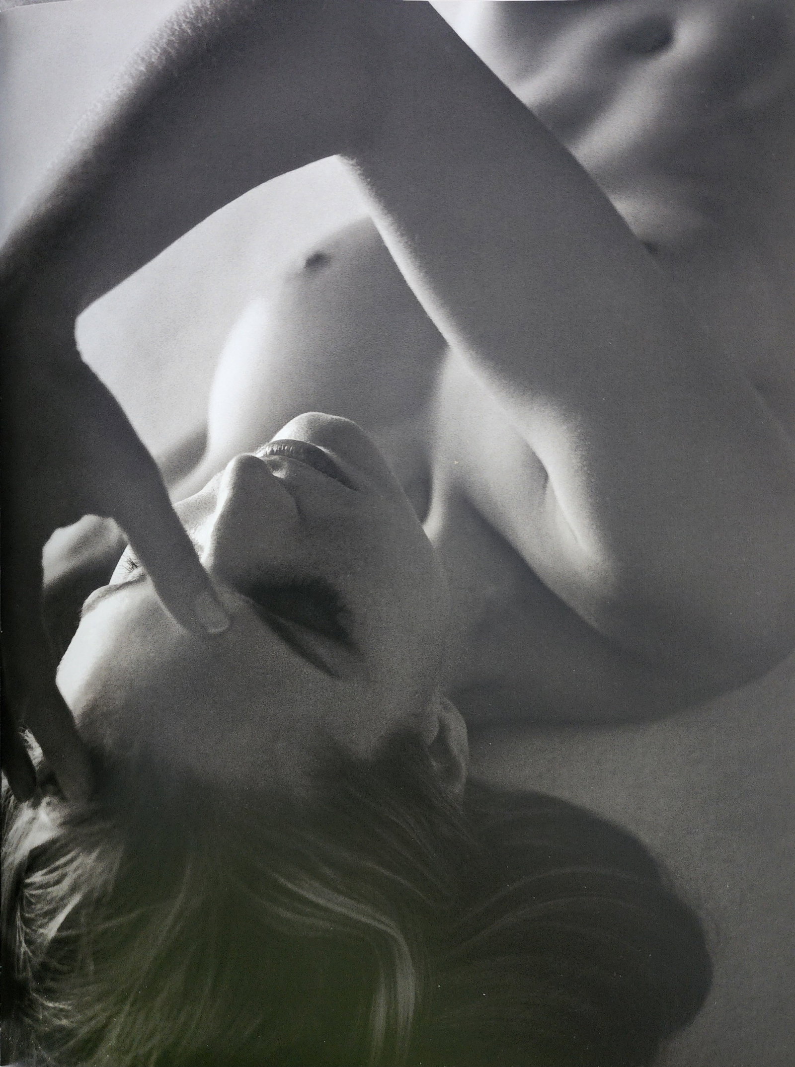 Stefan May 'Woman only' 2009: Photographer: Stefan May is steadily commissioned by magazines such as Cosmopolitan, Elle, Max and Amica, and also works for major advertising clients. Other teNeues volumes featuring his photography 