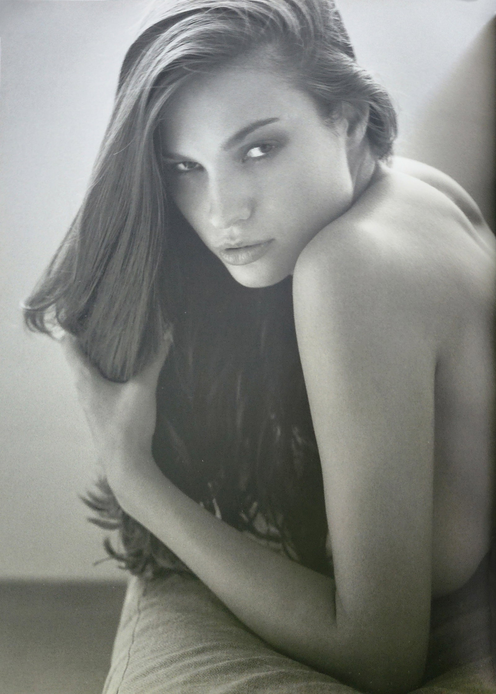 Stefan May 'Woman only' 2009: Photographer: Stefan May is steadily commissioned by magazines such as Cosmopolitan, Elle, Max and Amica, and also works for major advertising clients. Other teNeues volumes featuring his photography 
