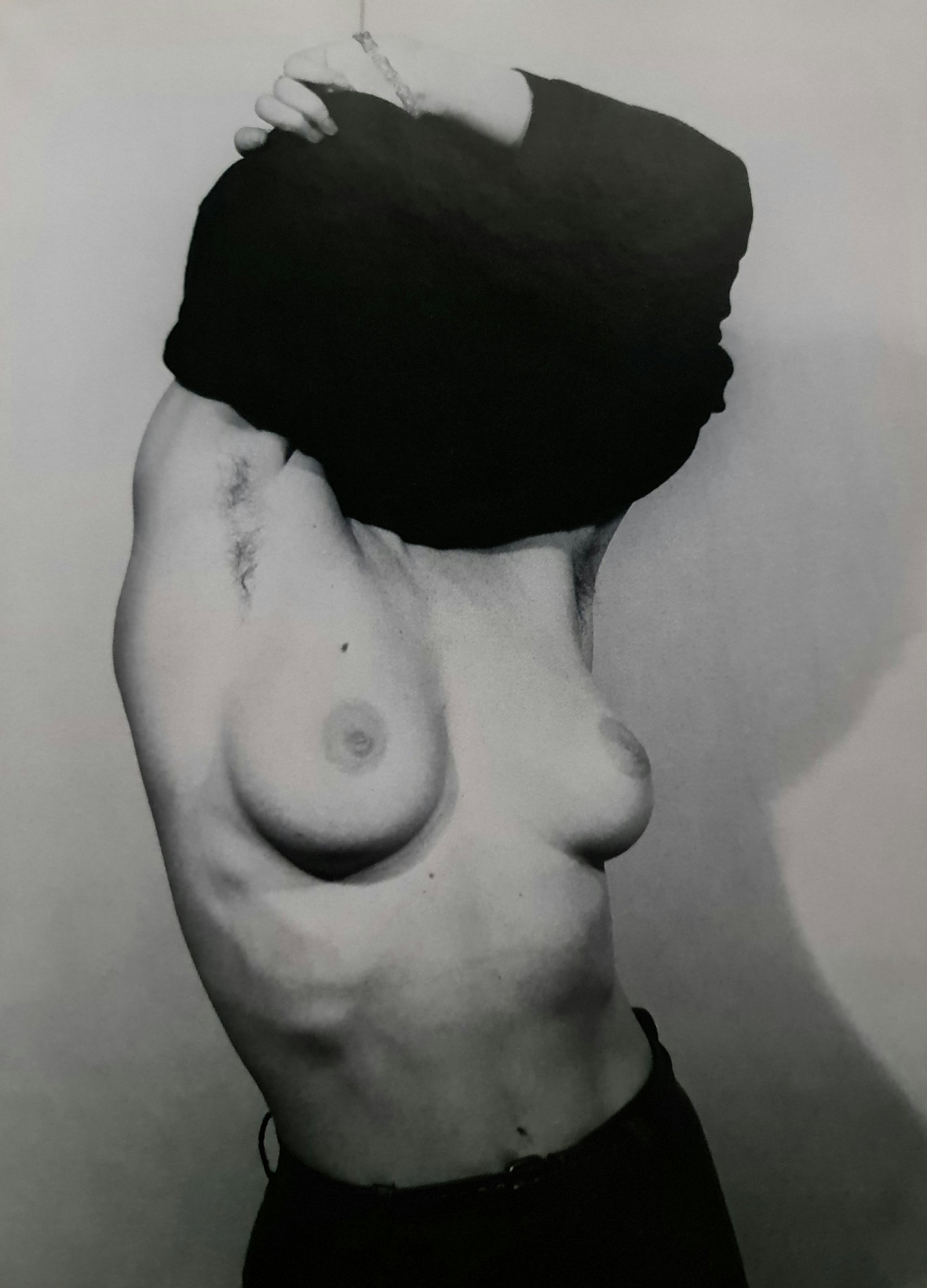 Robert Mapplethorpe, Lisa Lyon: Photographer: Robert Michael Mapplethorpe (1946-1989) was an American photographer, best known for his black-and-white photographs. His work featured an array of subjects, including celebrity portrait