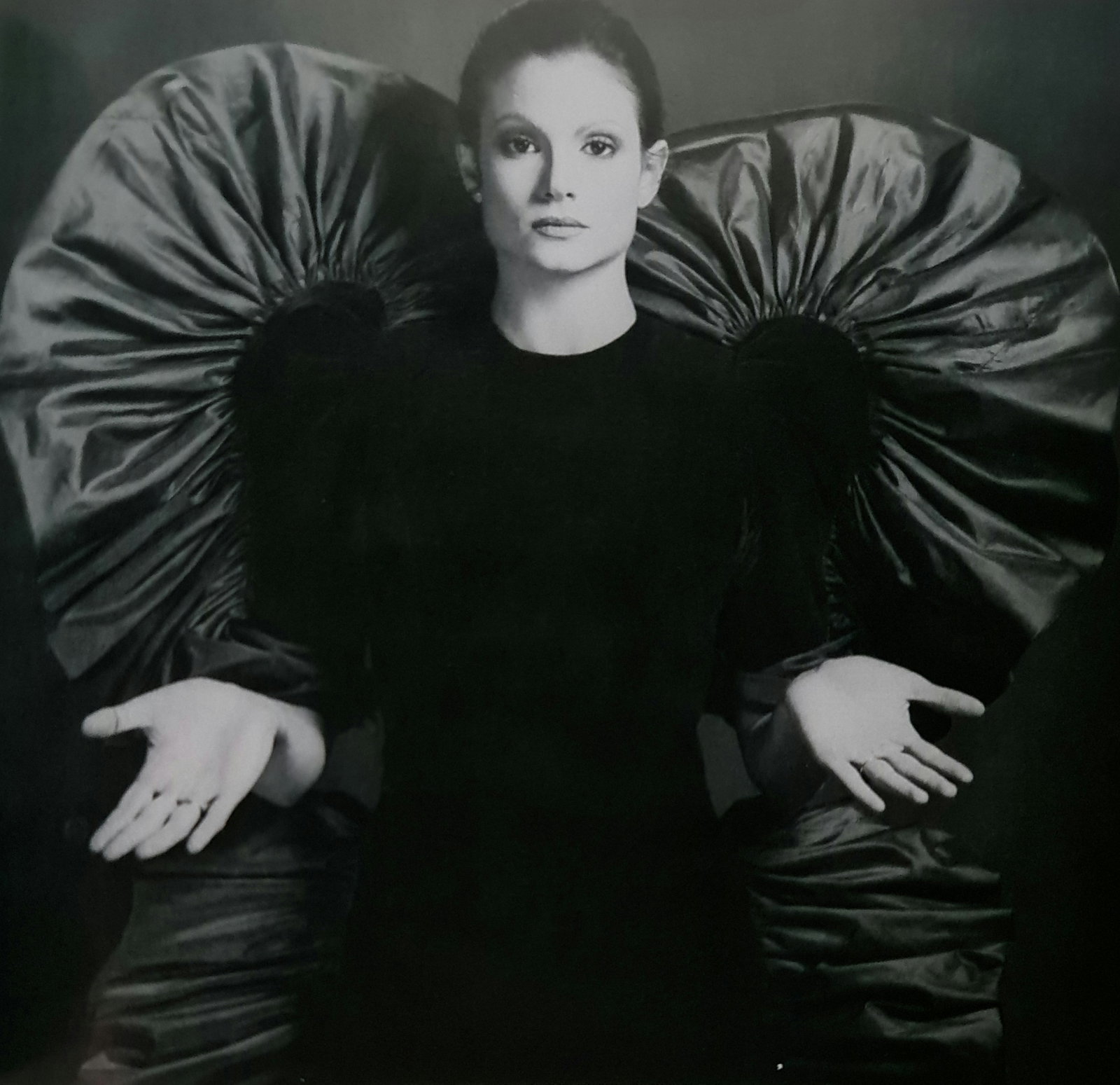 Robert Mapplethorpe, Lisa Lyon, the giver: Photographer: Robert Michael Mapplethorpe (1946-1989) was an American photographer, best known for his black-and-white photographs. His work featured an array of subjects, including celebrity portrait