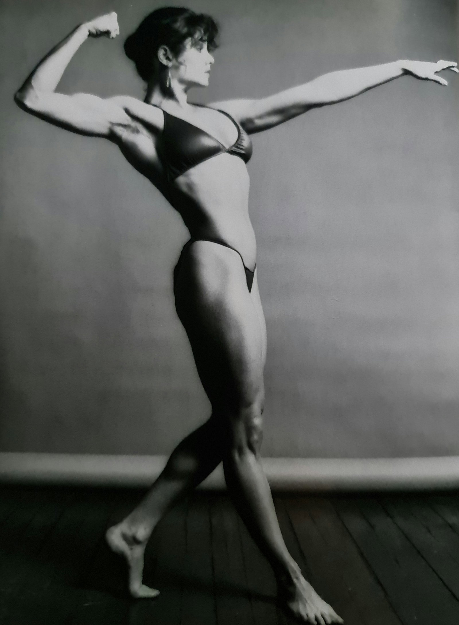 Robert Mapplethorpe, Lisa Lyon strong arm pose: Photographer: Robert Michael Mapplethorpe (1946-1989) was an American photographer, best known for his black-and-white photographs. His work featured an array of subjects, including celebrity portrait