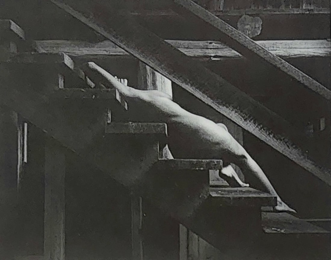 Edna Bullock, female Nude, 1995: Artist/Photographer: EDNA BULLOCK Title/Subject: Female Nude Type Of Print: Photogravure/Heliogravure.. Date Of Print: 1995 Paper: Medium weight, satin/matte finish. Print Origin: USA Approximate Imag