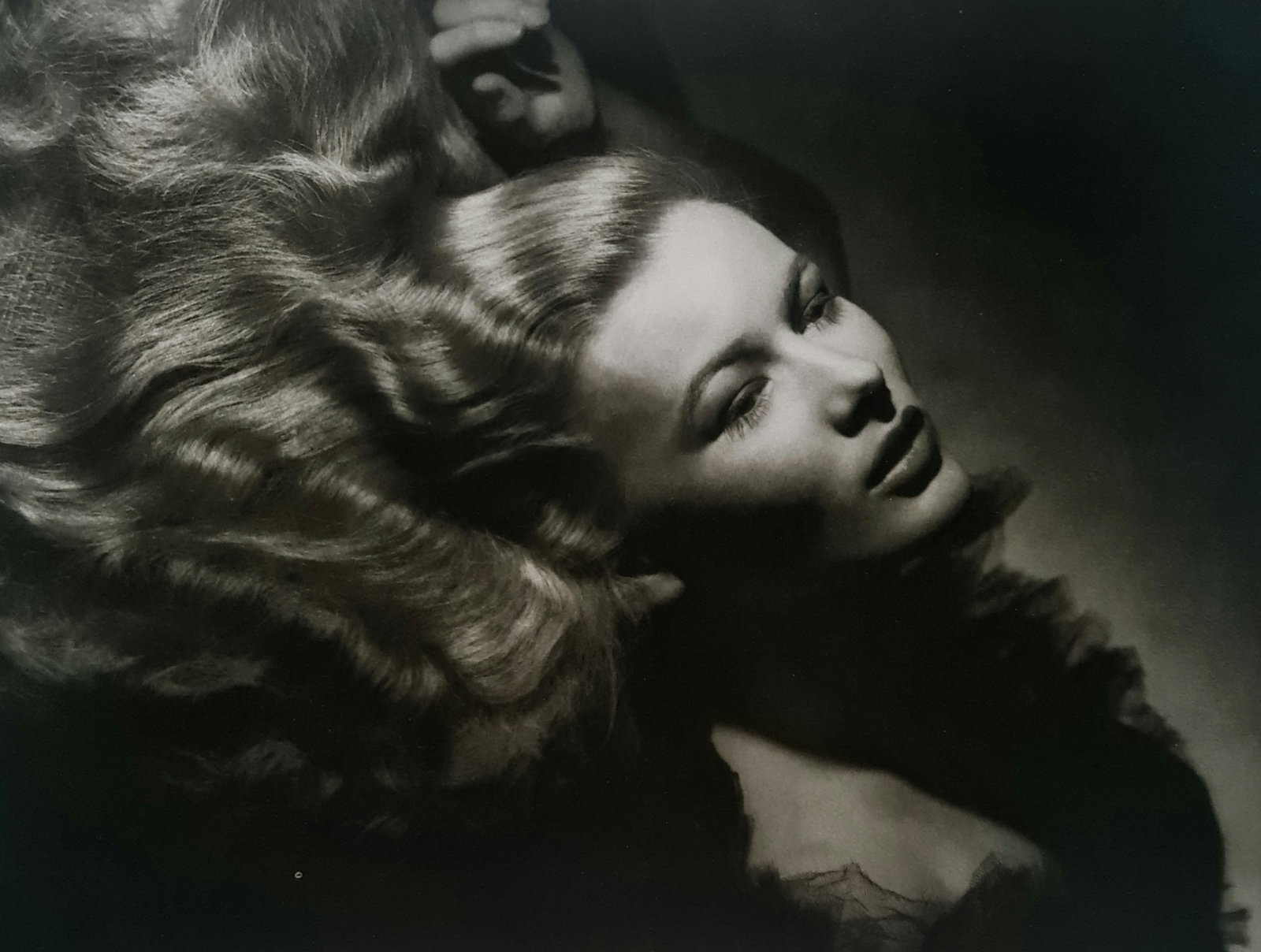 George Hurrell, Veronica Lake, 1941: Photographer: George Edward Hurrell (June 1, 1904 ? May 17, 1992) was a photographer who contributed to the image of glamour presented by Hollywood during the 1930s and 1940s.Title: Veronica Lake, 194