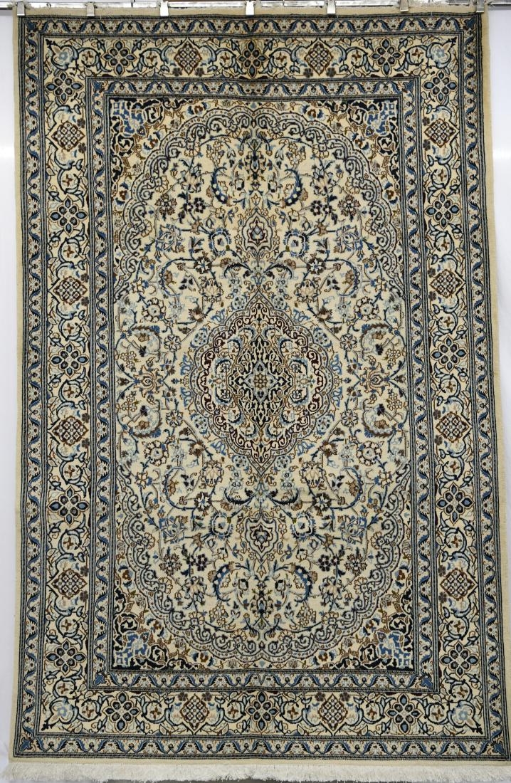 Naein Silk And Wool 2000 (1 of 3)