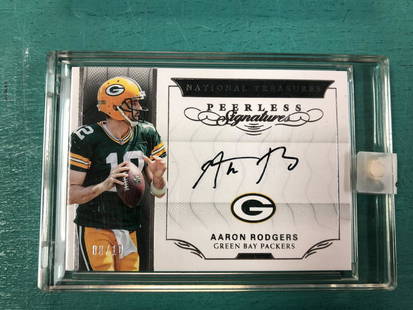 2016 Panini National Treasures Aaron Rodgers: Autographed Football Card