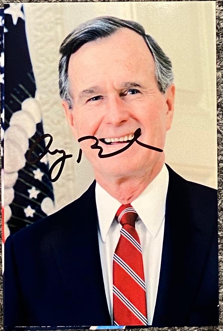 George Bush Sr Autographed 4X6 Photo (1 of 1)
