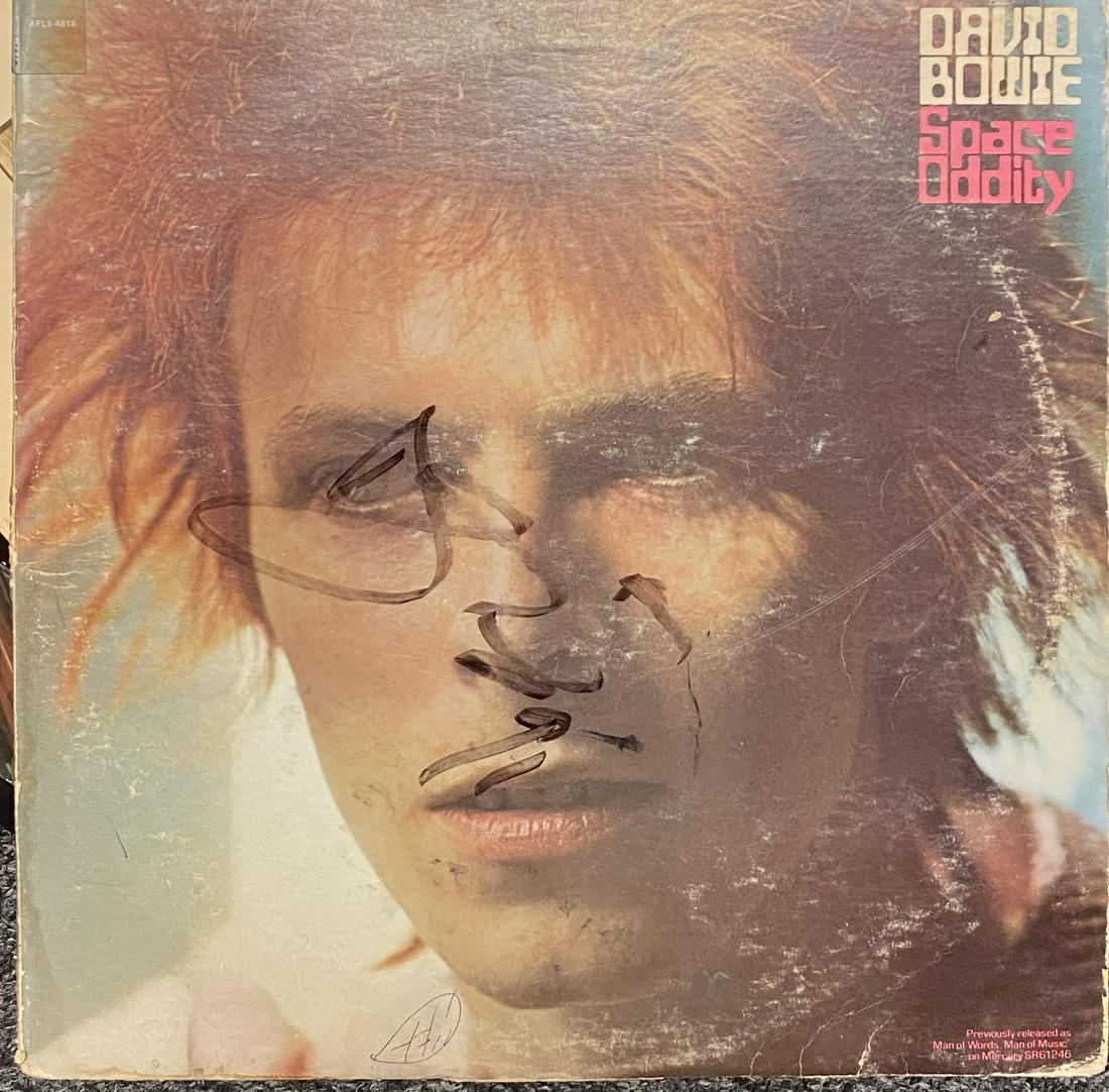 David Bowie Autographed Album: Each item comes with a COA from us. Ask any and all questions before bidding. All framed items take 2 weeks for framing. We ship everyday. Once items is paid items usually ship within 4 days of paymen