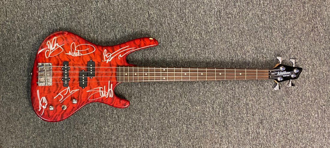 Iron Maiden Autographed Guitar All members! (1 of 1)