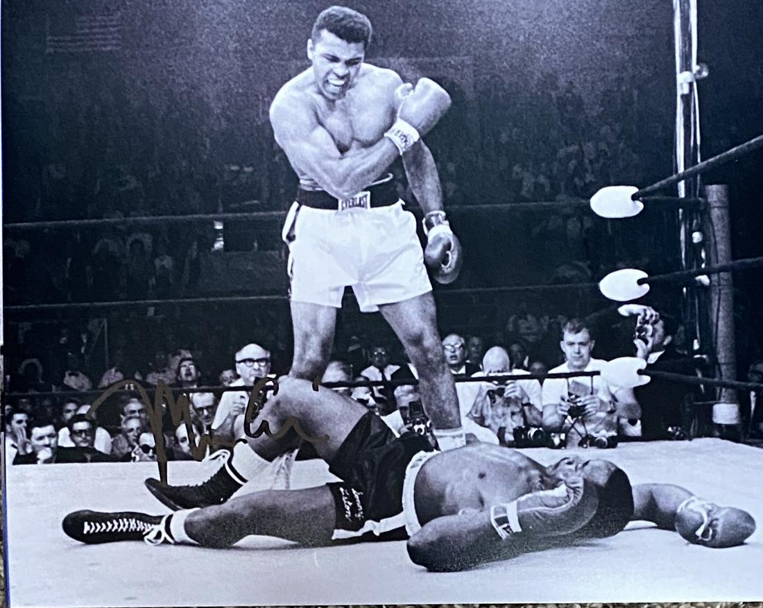 Ali Autographed 8x10!: Each item comes with a COA from us. Ask any and all questions before bidding. All framed items take 2 weeks for framing. We ship every day. Once invoice is paid items usually ship within 7 days of pay