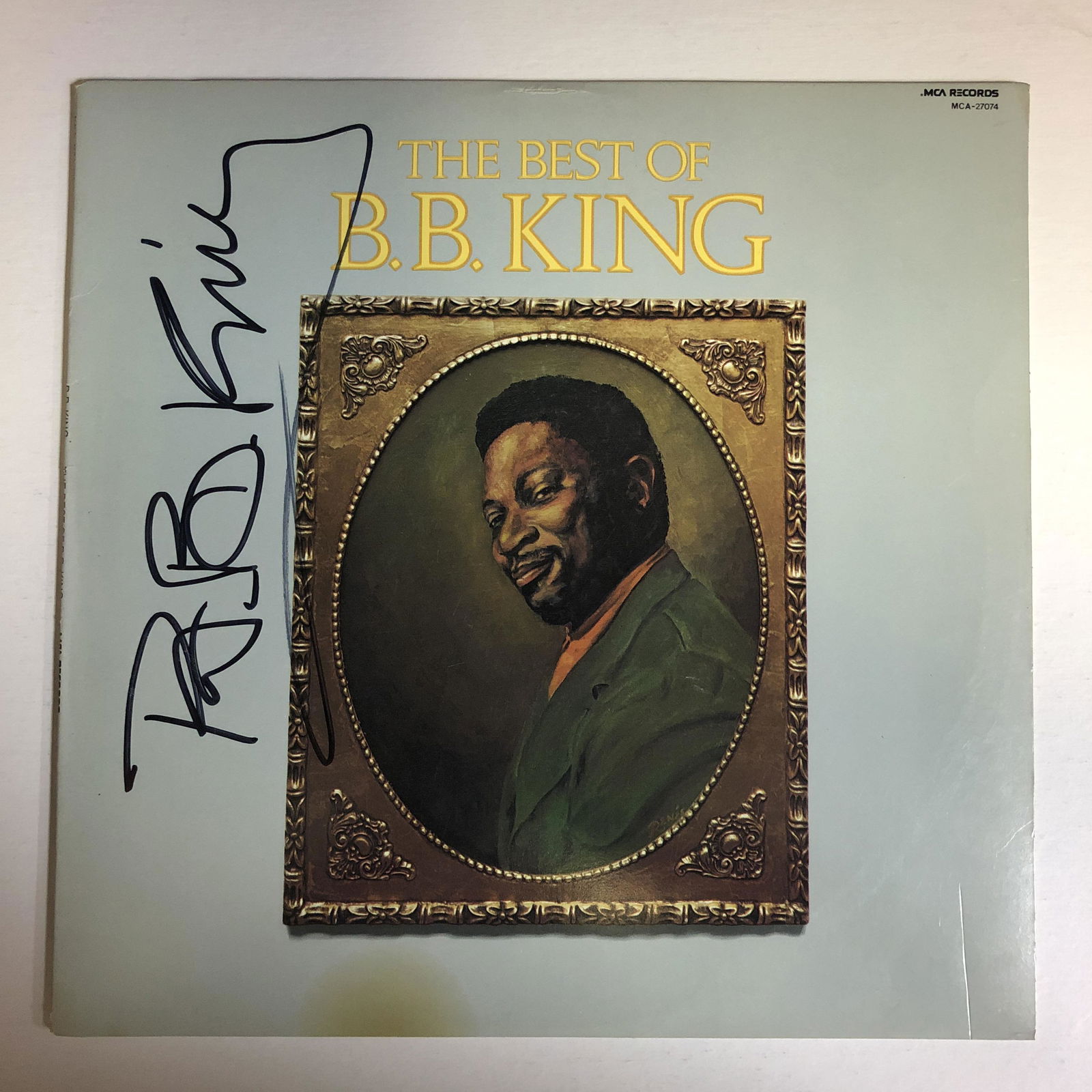 BB King Autographed Album Cover (1 of 1)