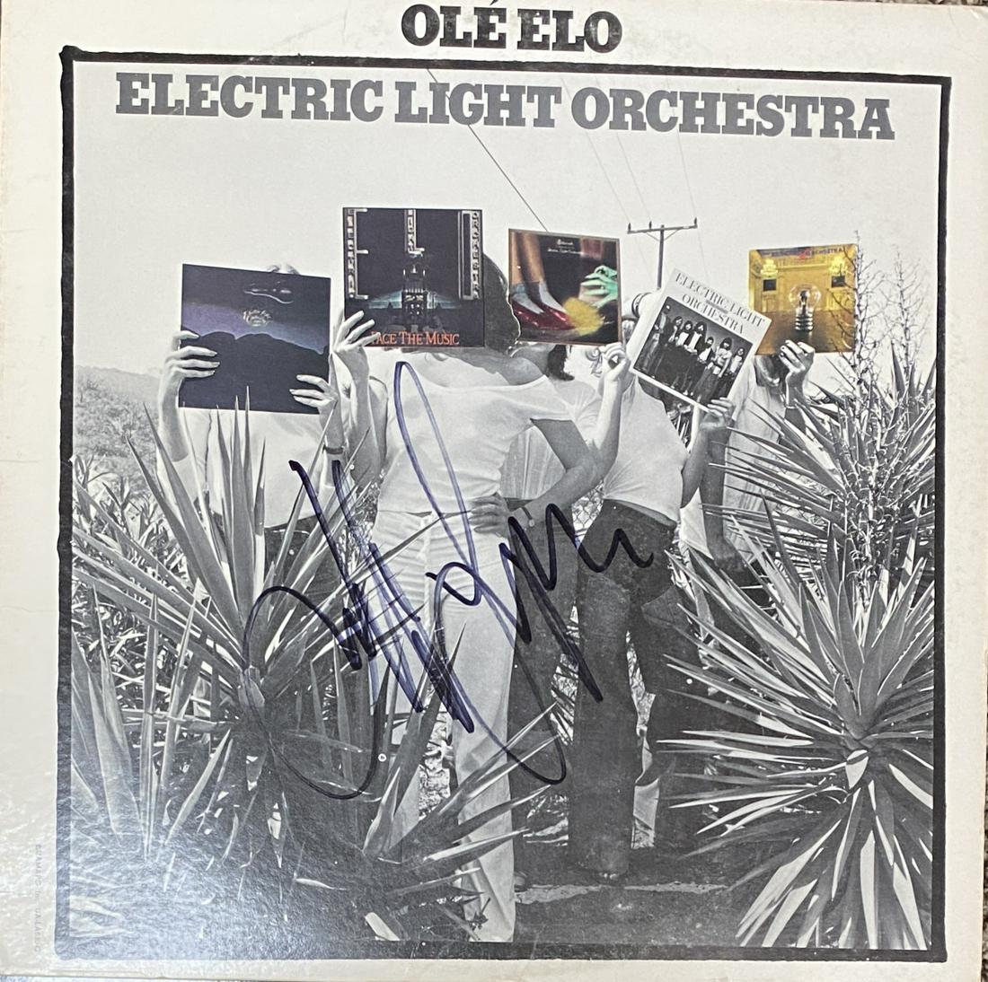 Jeff Lynne Autographed Album: Each item comes with a COA from us. Ask any and all questions before bidding. All framed items take 2 weeks for framing. We ship every day. Once invoice is paid items usually ship within 4 days of pay