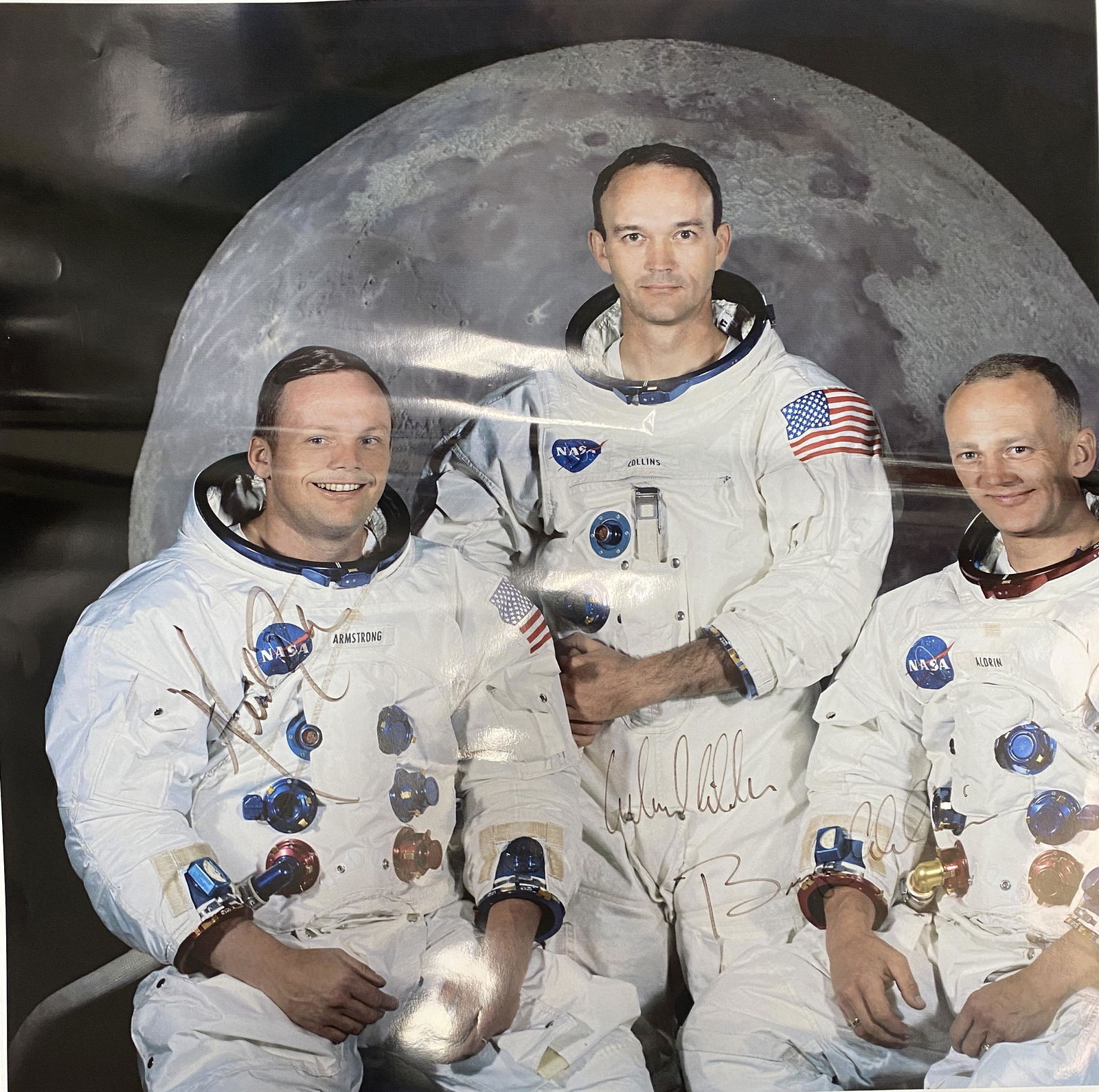 Apollo 11 Autographed Oversized Photo! Photo has a (1 of 1)