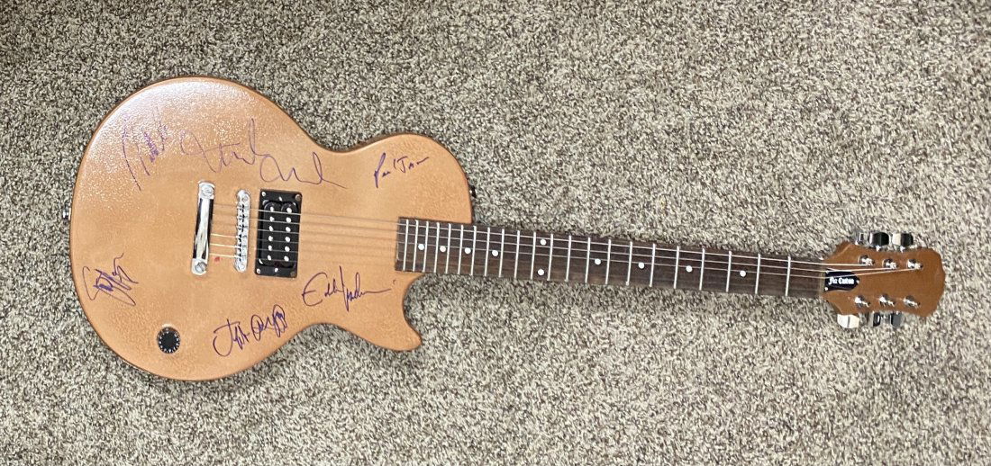 Pearl Jam Autographed Guitar All 5 Members! (1 of 1)