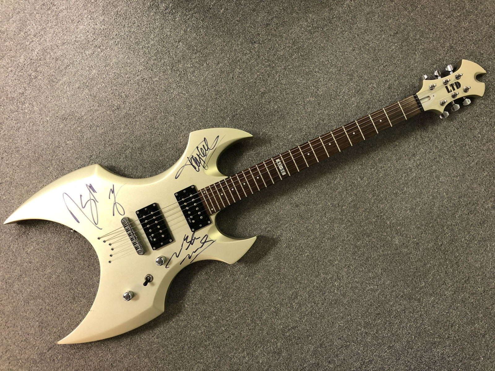 Motley Crue Autographed Guitar (1 of 1)