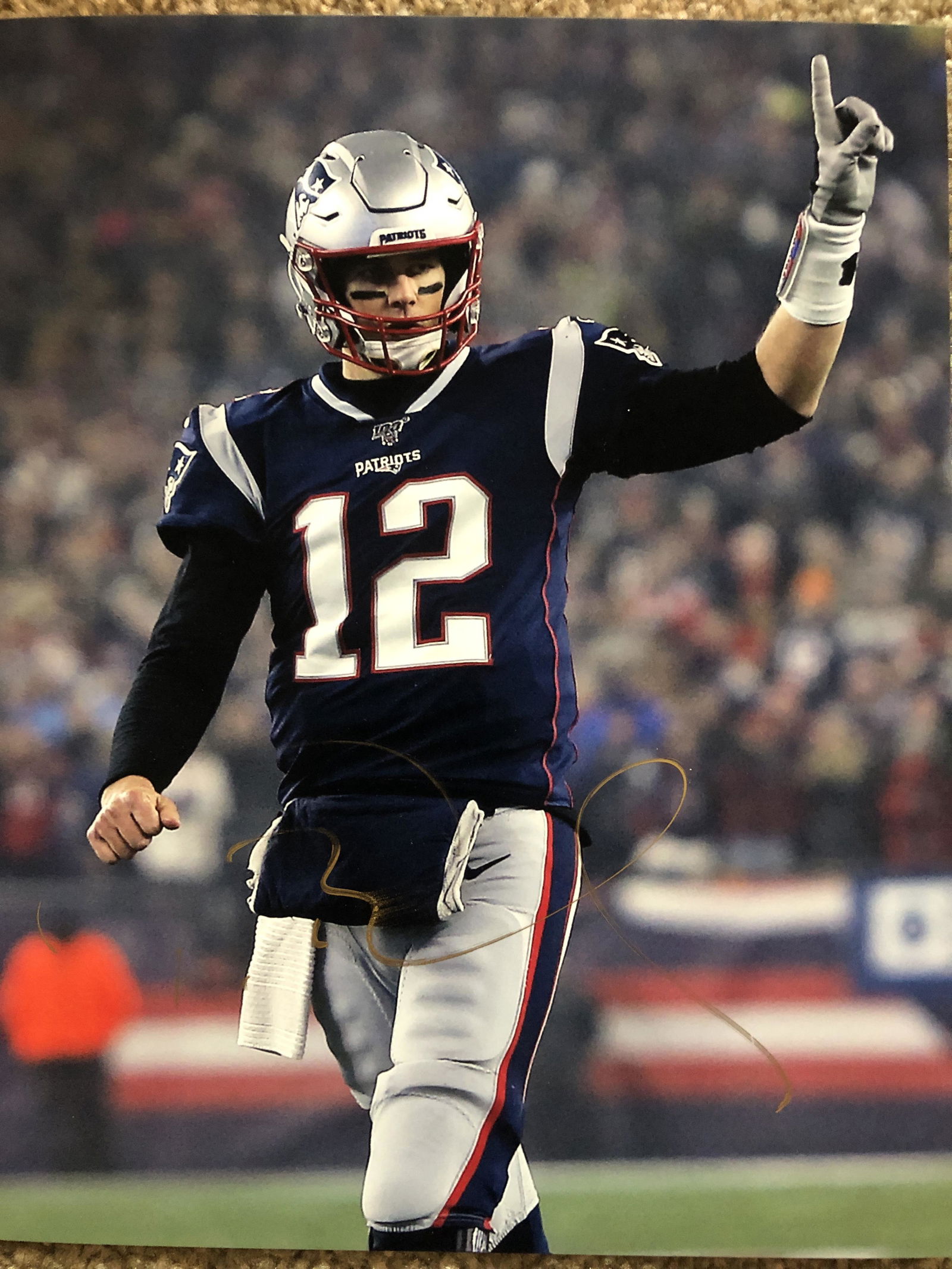 TOM BRADY AUTOGRAPHED PHOTO (1 of 1)