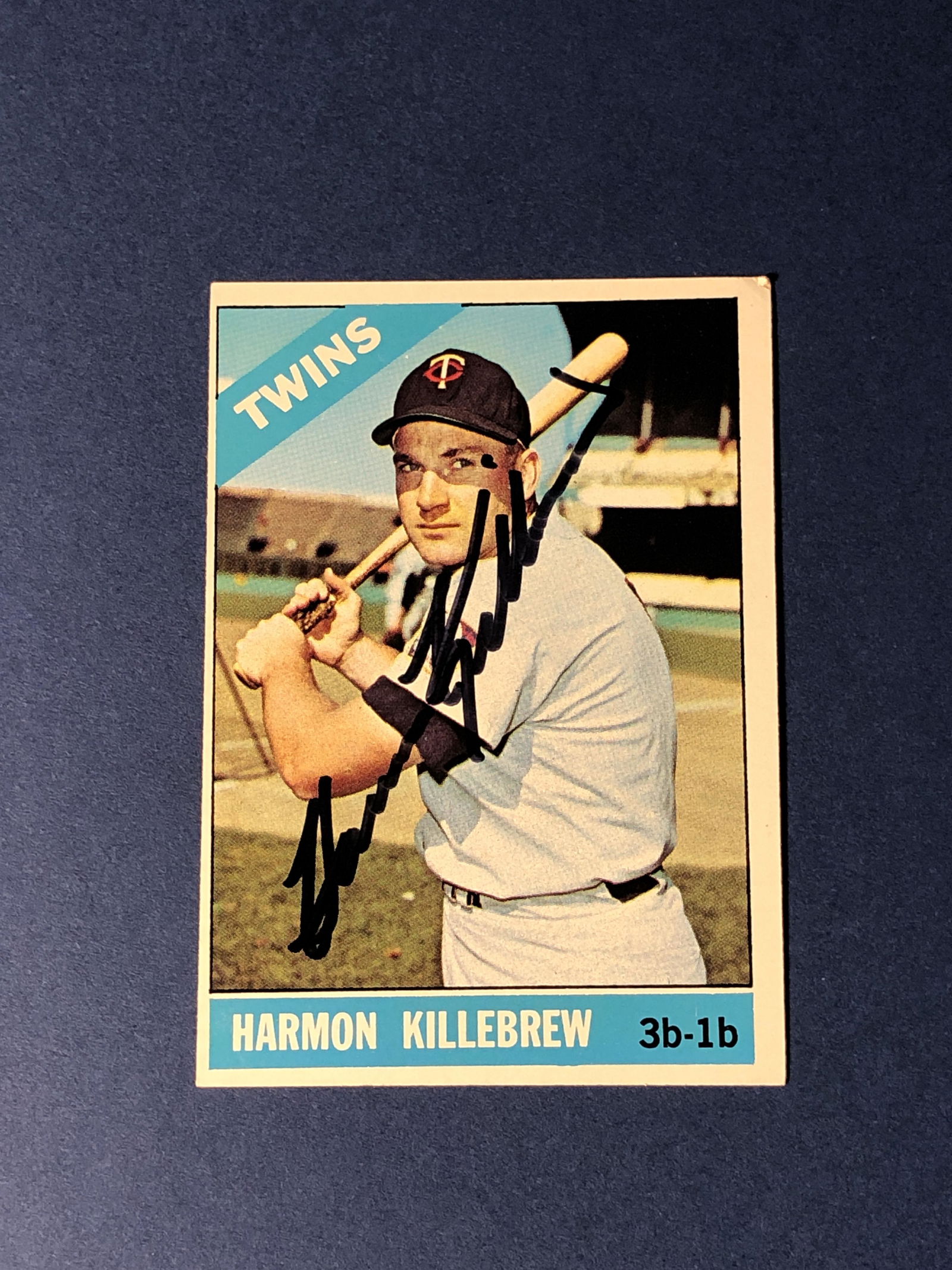 HARMON KILLEBREW Autographed  1966 Topps 120 (1 of 1)