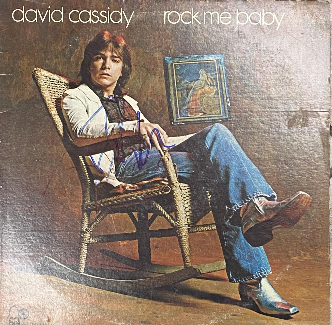 DAVID CASSIDY AUTOGRAPHED ALBUM (1 of 1)
