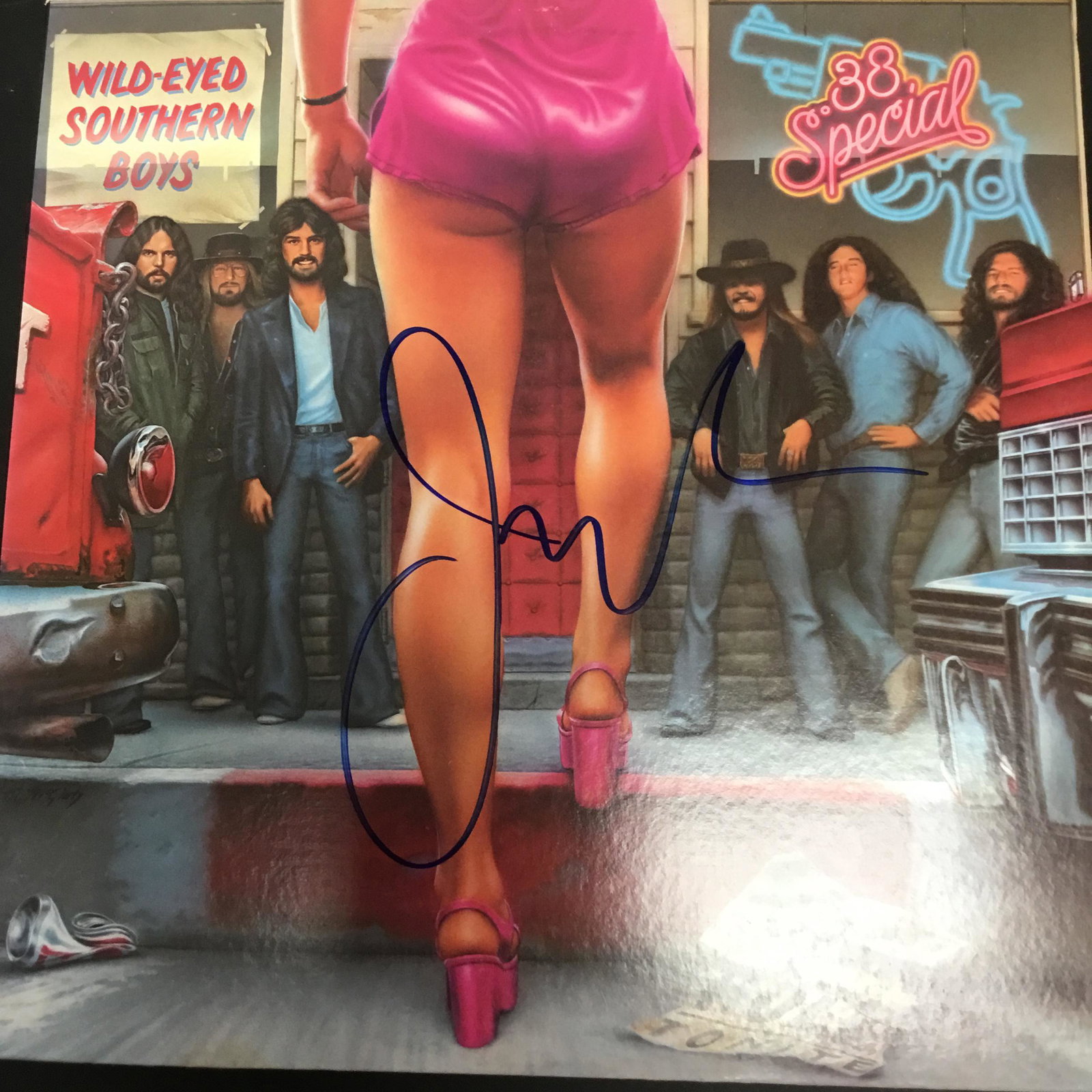 Johnny Van Zant Autographed Album Cover Only: Ask any and all questions before bidding. All framed items take 2 weeks for framing. We ship every day. Once invoice is paid items usually ship within 4 days of payment, unless it is a framed item. So