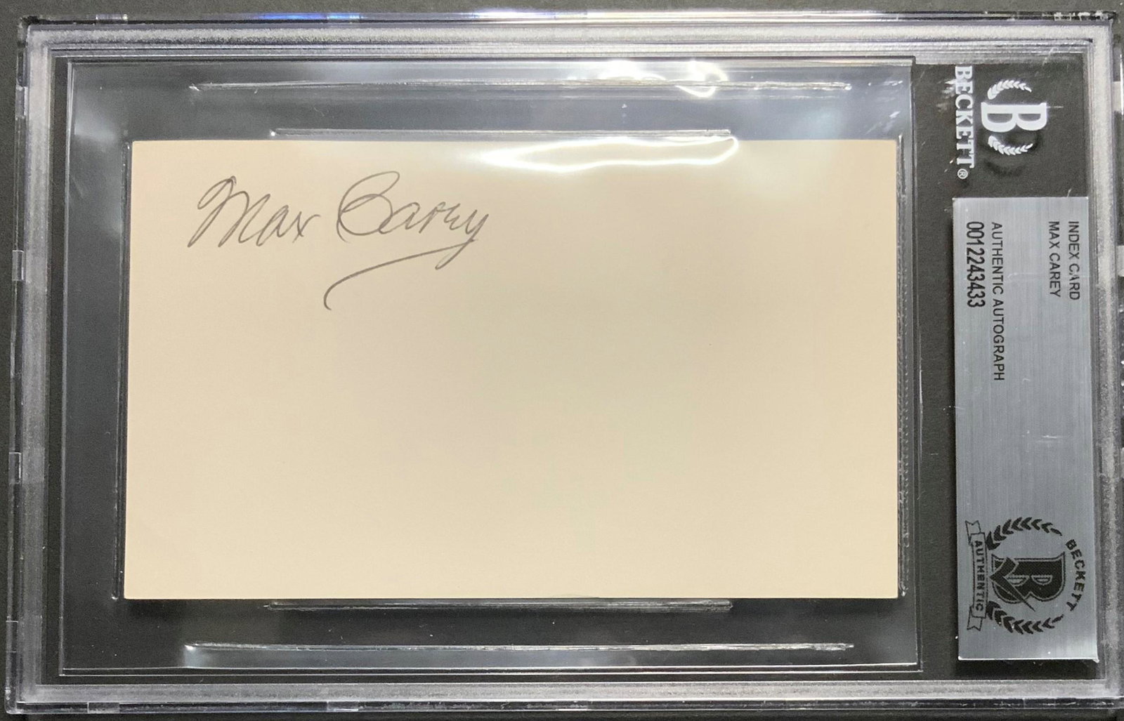 Max Carey Beckett Authenticated Autograph (1 of 1)